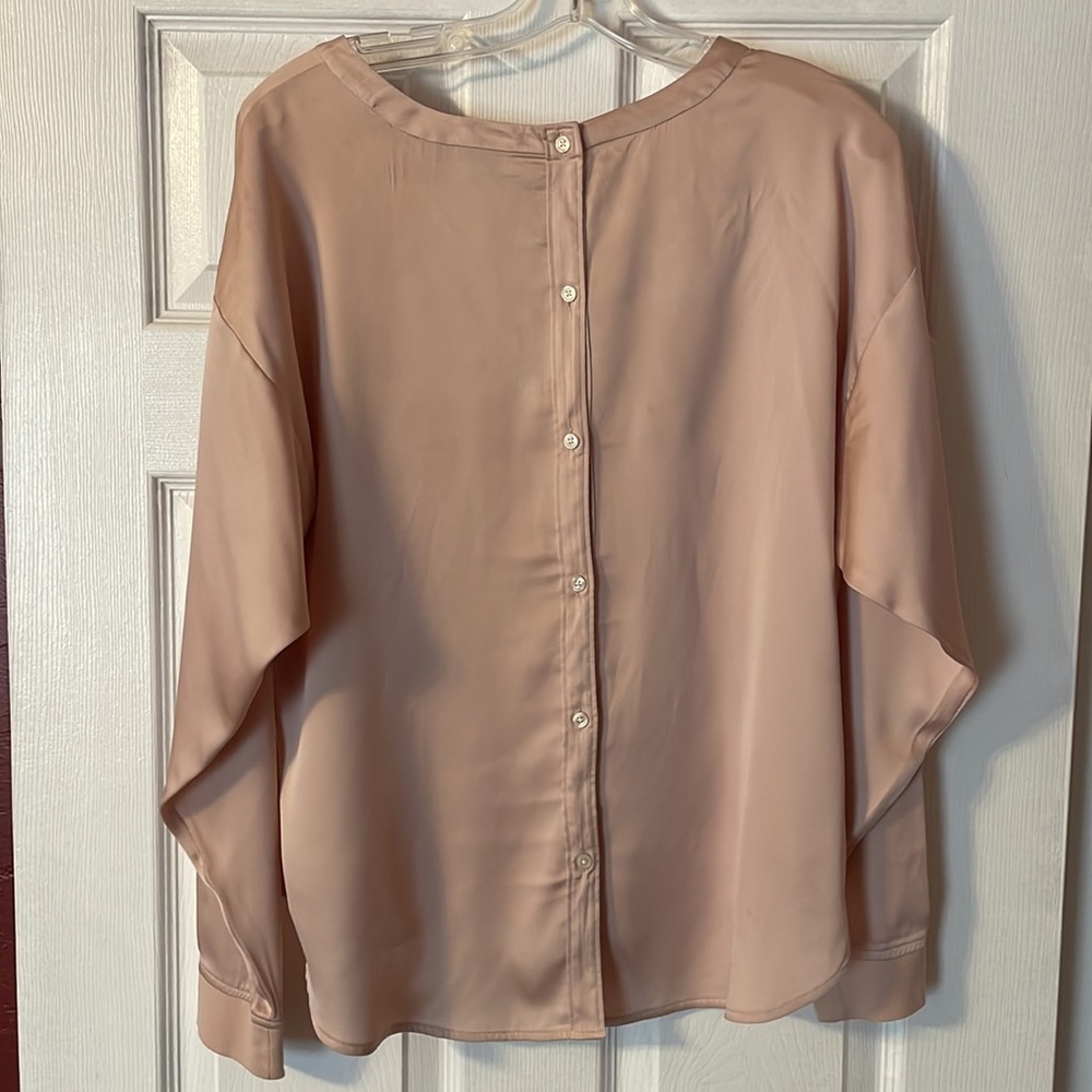 Pink, silky top - Picture 2 of 4